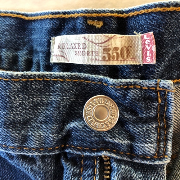 Levi’s 550 Relaxed Fit High-Rise Y2K Shorts (34) - Picture 5 of 14